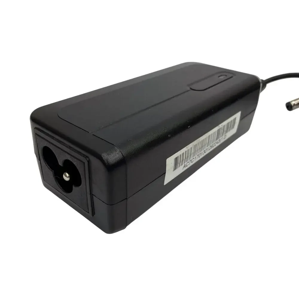 APD DA-30D19 19V 1.58A 30W AC Adapter Power Supply w/ Power Cord Tested