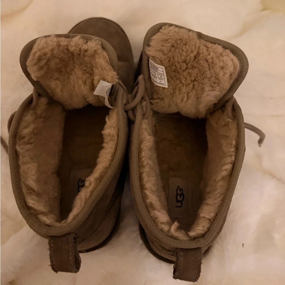 UGG classic brown