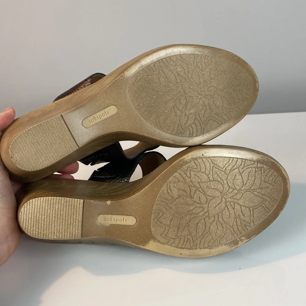 Softspots bronze leather