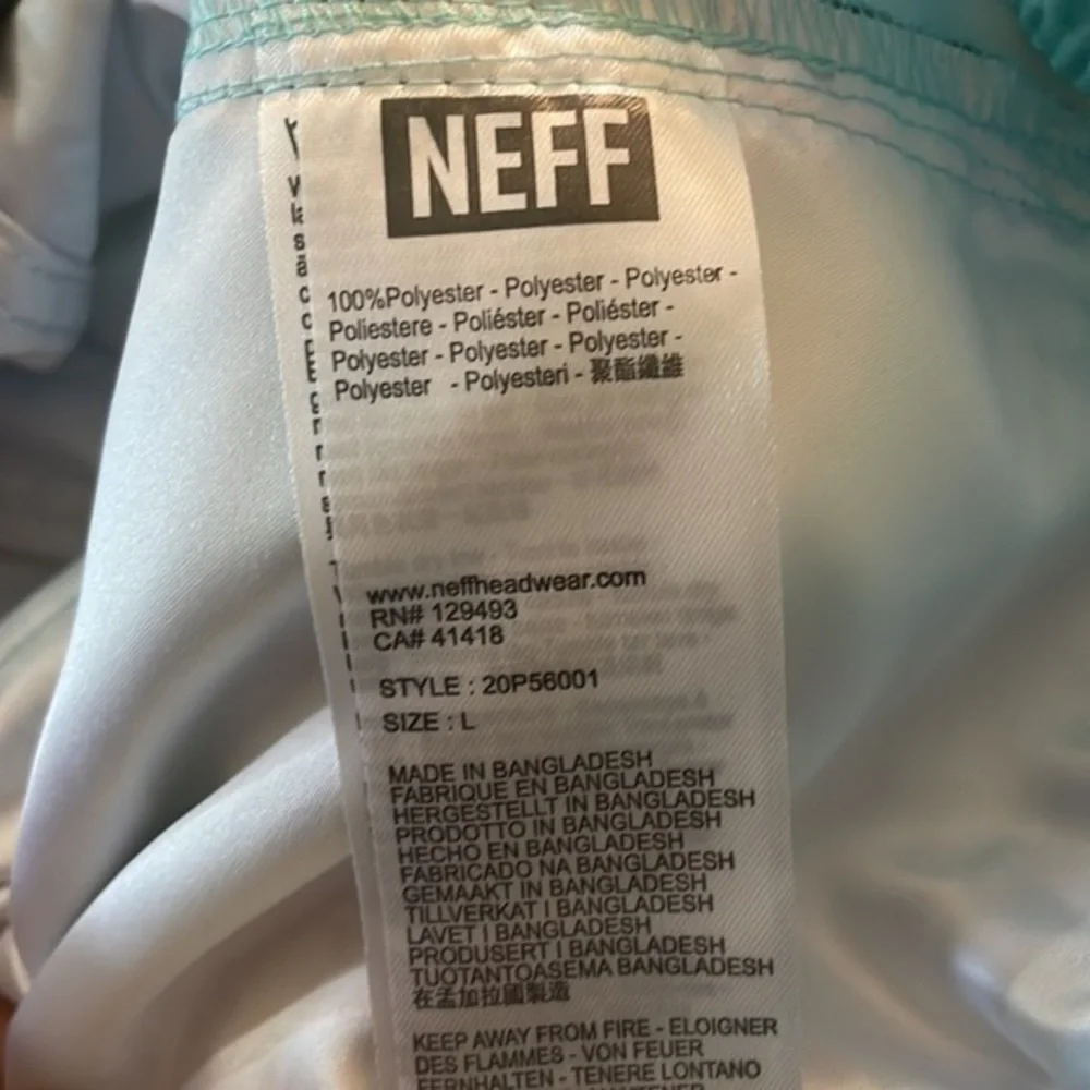 Neff knee 19”