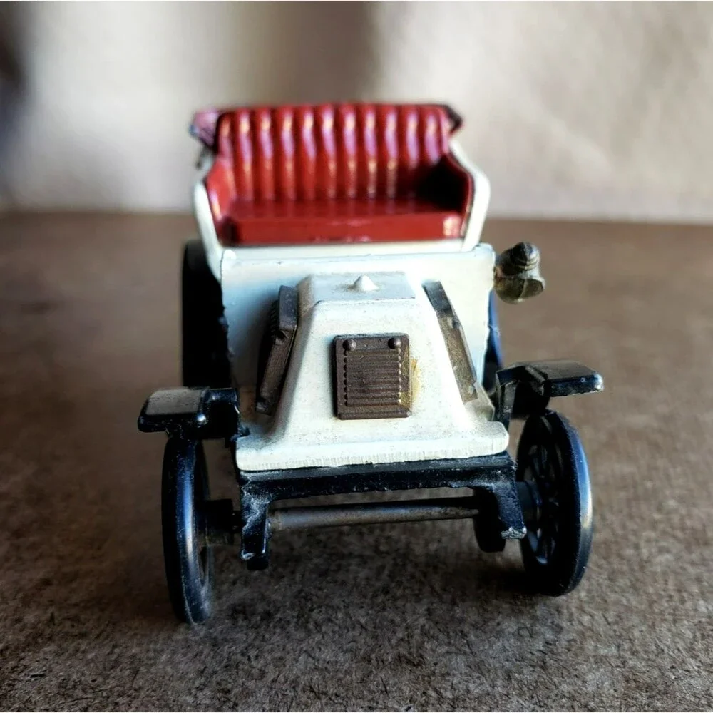 Vintage R.A.M.I By J.M.K. 1900 RENAULT TONNEAU White Freres MADE IN FRANCE 1:43