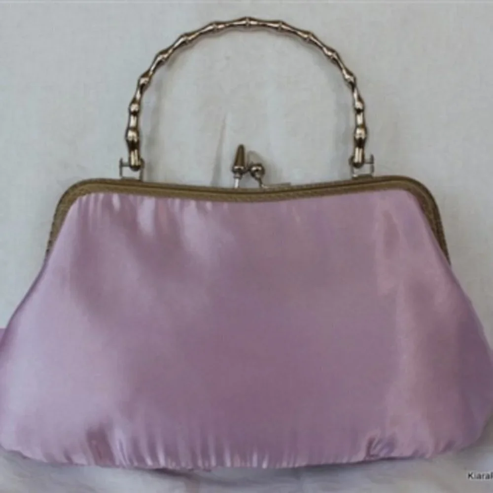 BellaKiara purse iphone power” floral