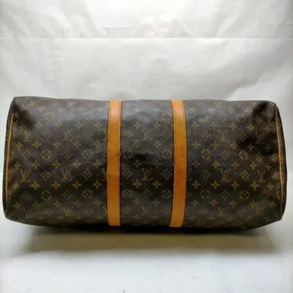 Louis Vuitton outside cracks