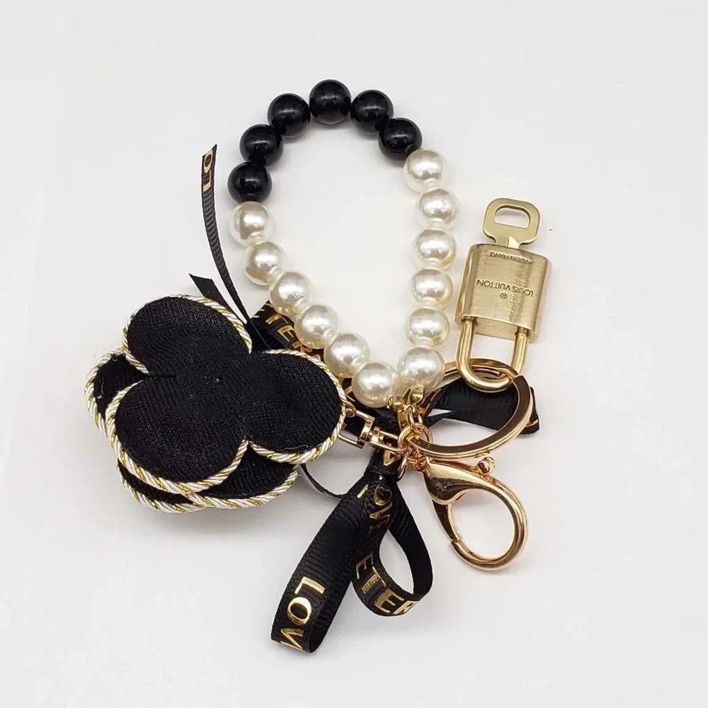 Louis Vuitton charm preowned