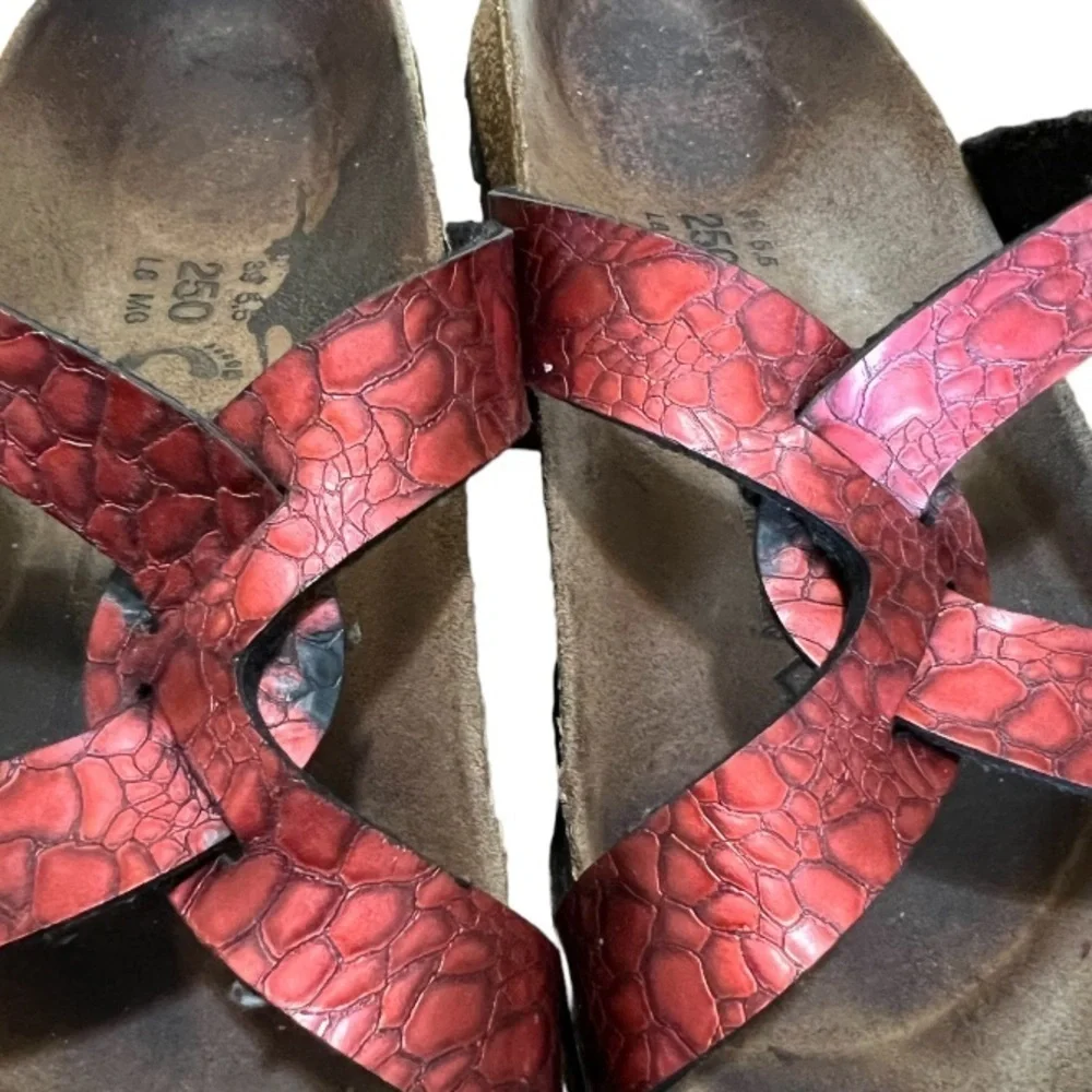 Birkenstock birki’s red