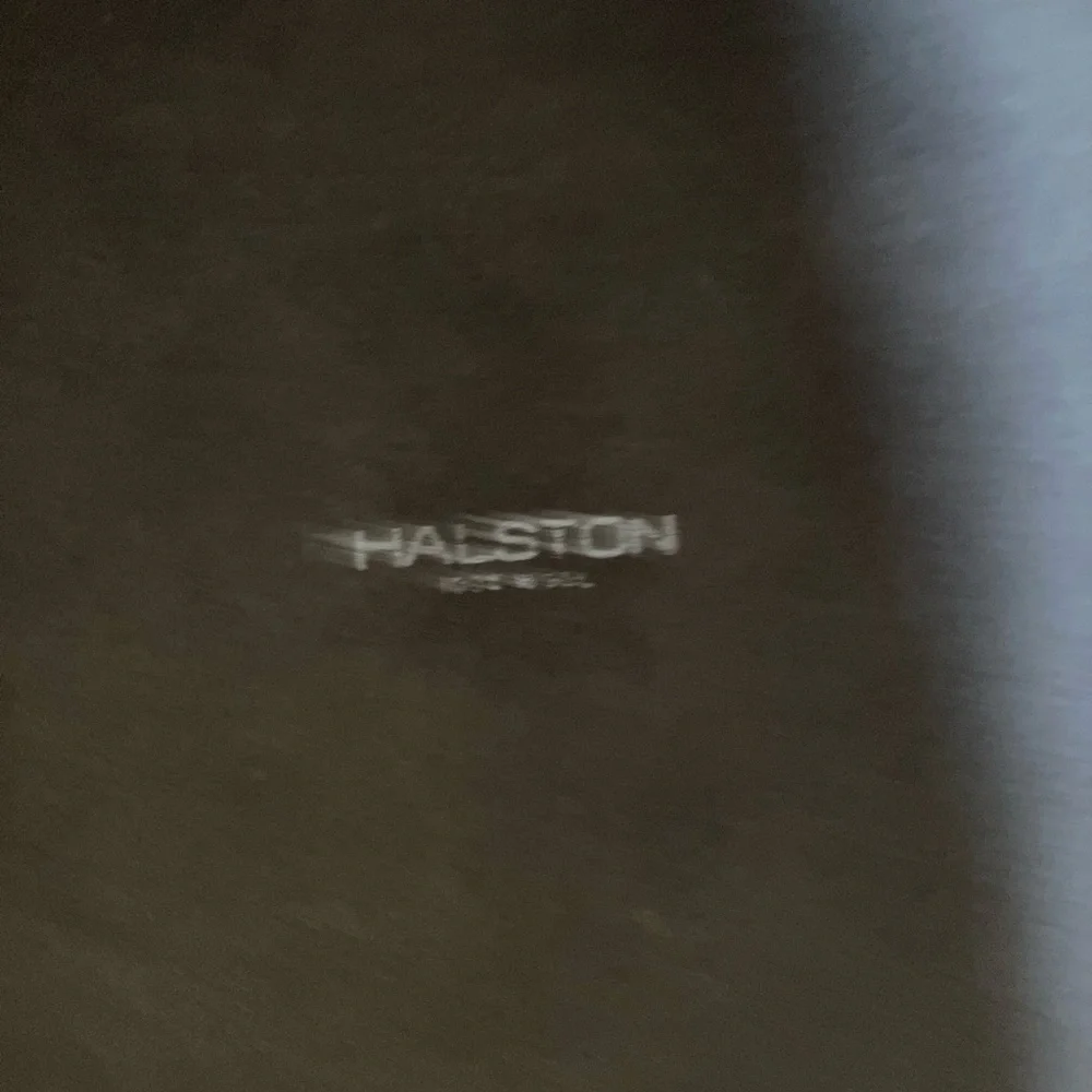 Halston Heritage chic dark