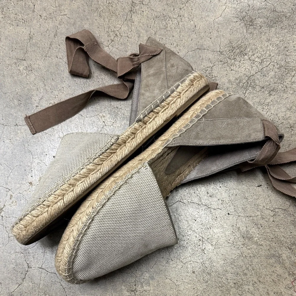 Vince Camuto gray ties wear
