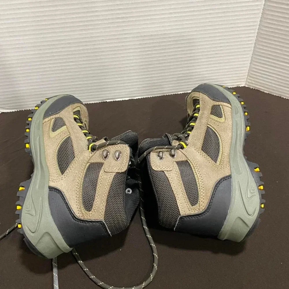 N/A khaki sku319