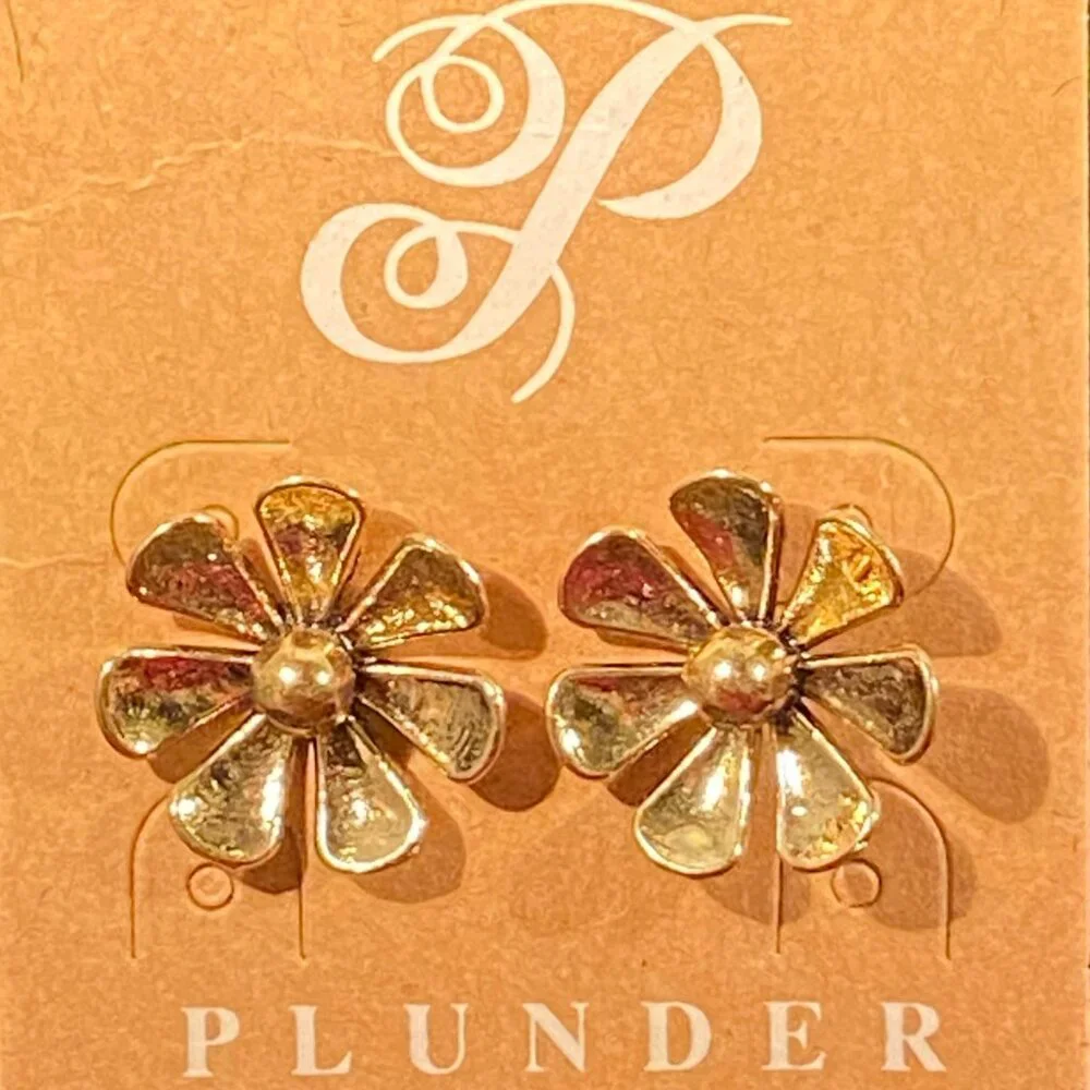 Plunder nwt each
