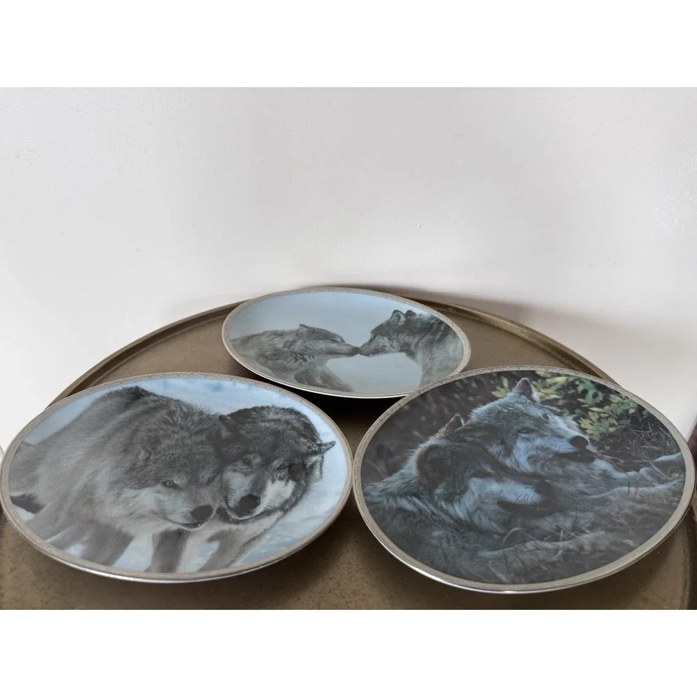 Set Of 3 Lot Plates Collectible Wolf Wolves Nature Bradford Exchange Collection