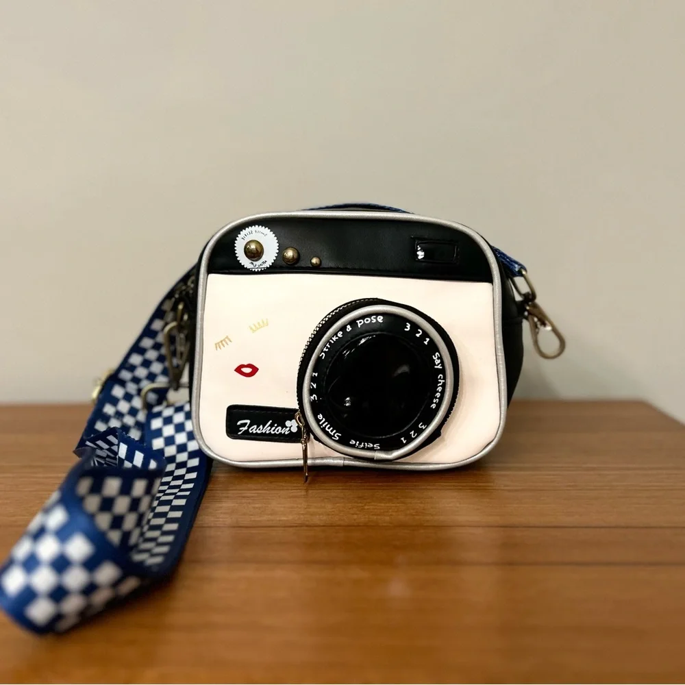 N/A stylish camera