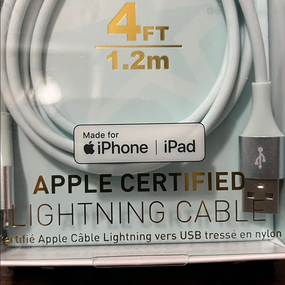 Lightning Cable for iPhone and iPad/ NWT!!! never opened/ Light green color