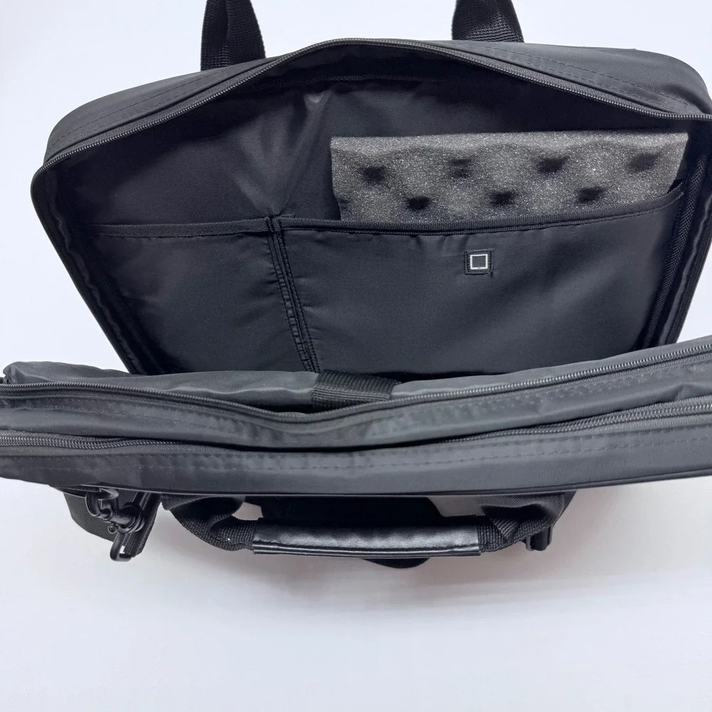 Targus versatile black
