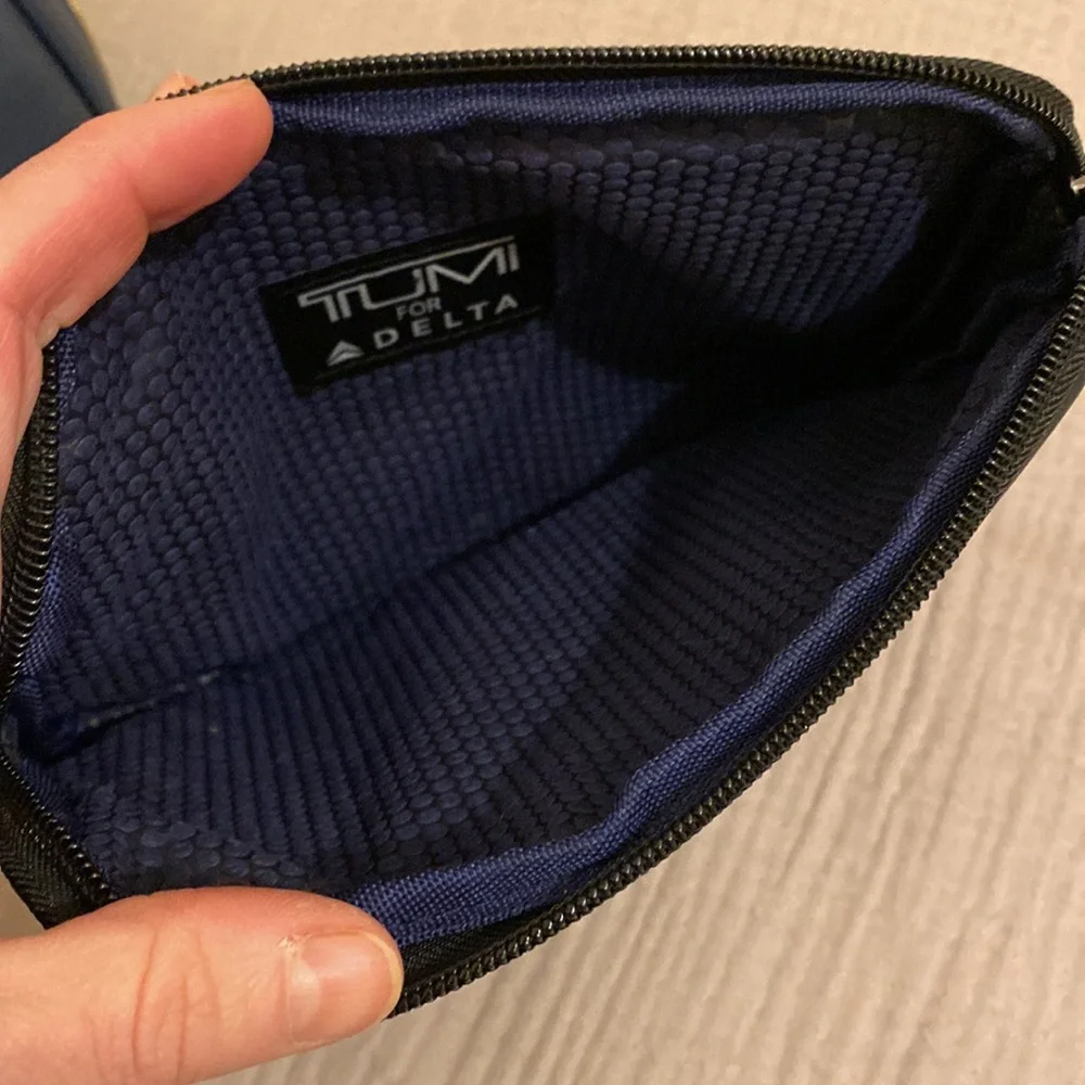 Tumi travel ideal