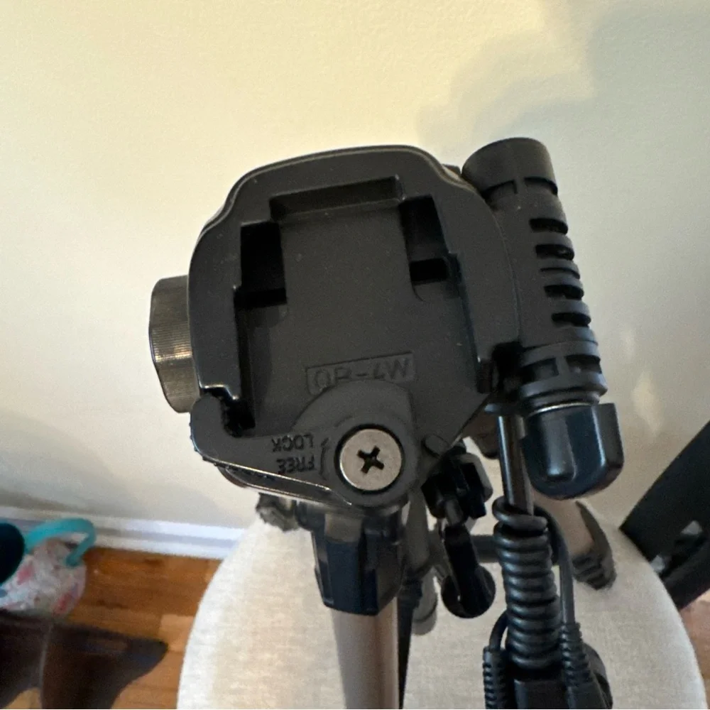 Sony tripod sturdy