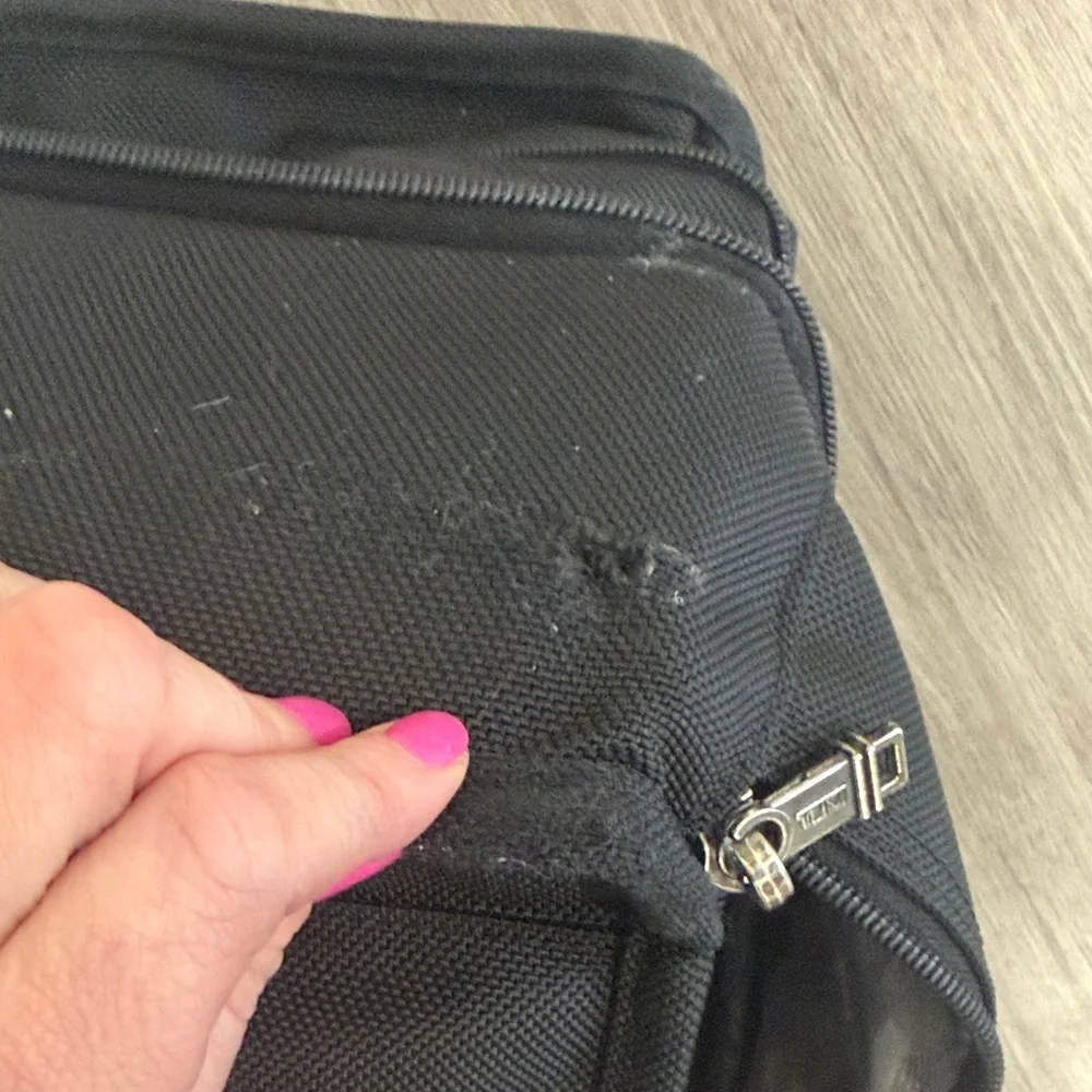 Tumi elegant black