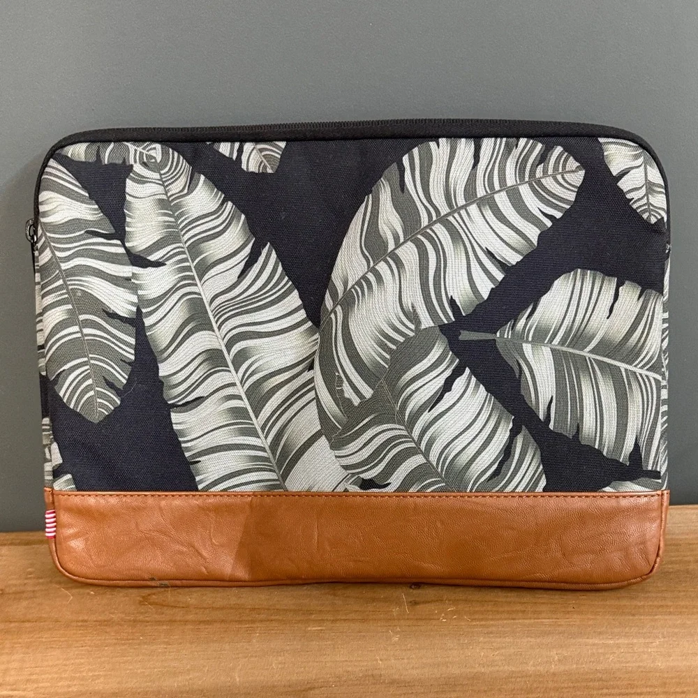 Herschel Supply Company 13” laptop