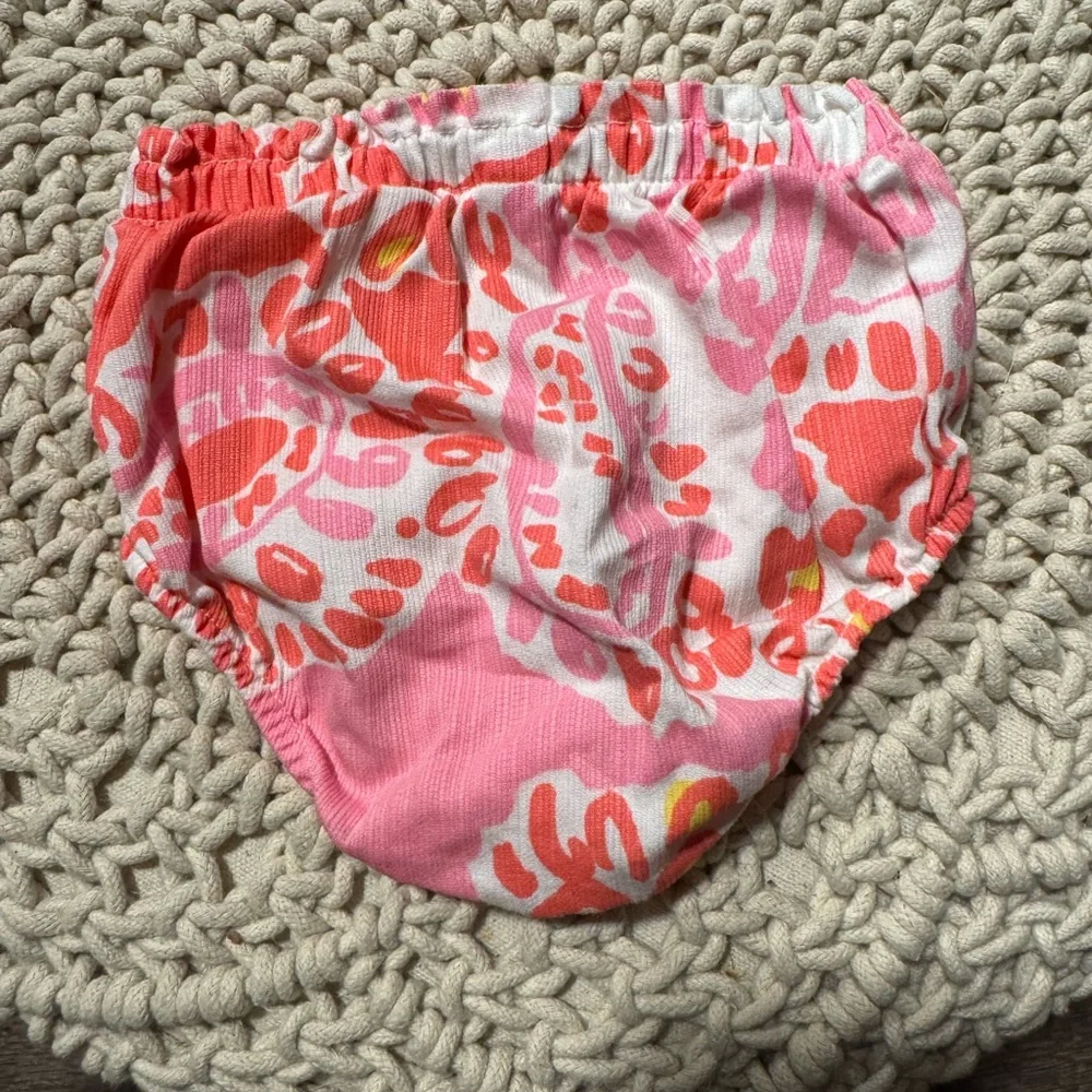 • Lilly Pulitzer • Baby Girl Bloomers 3-6 Months Pink Orange