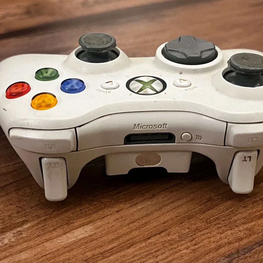 Microsoft Xbox 360 Wireless Controller OEM White FOR PARTS/Repair
