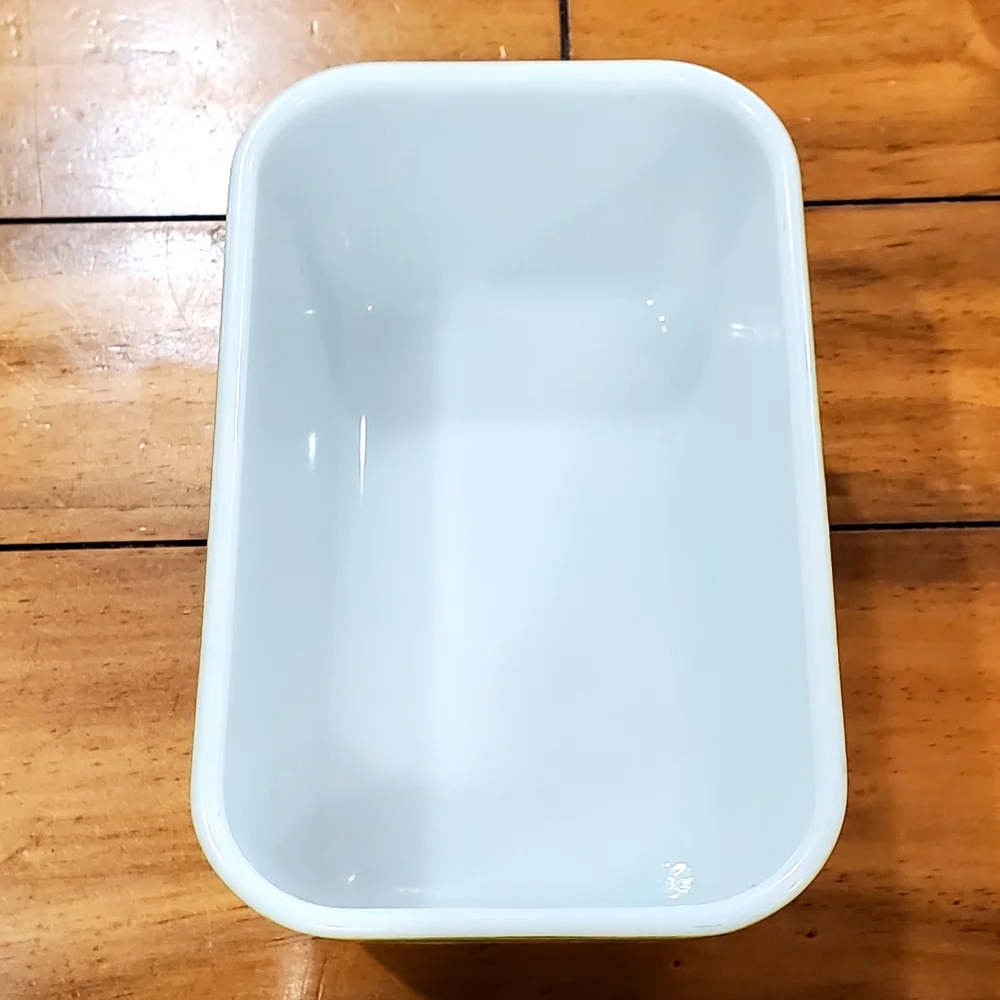 Pyrex vintage 0502