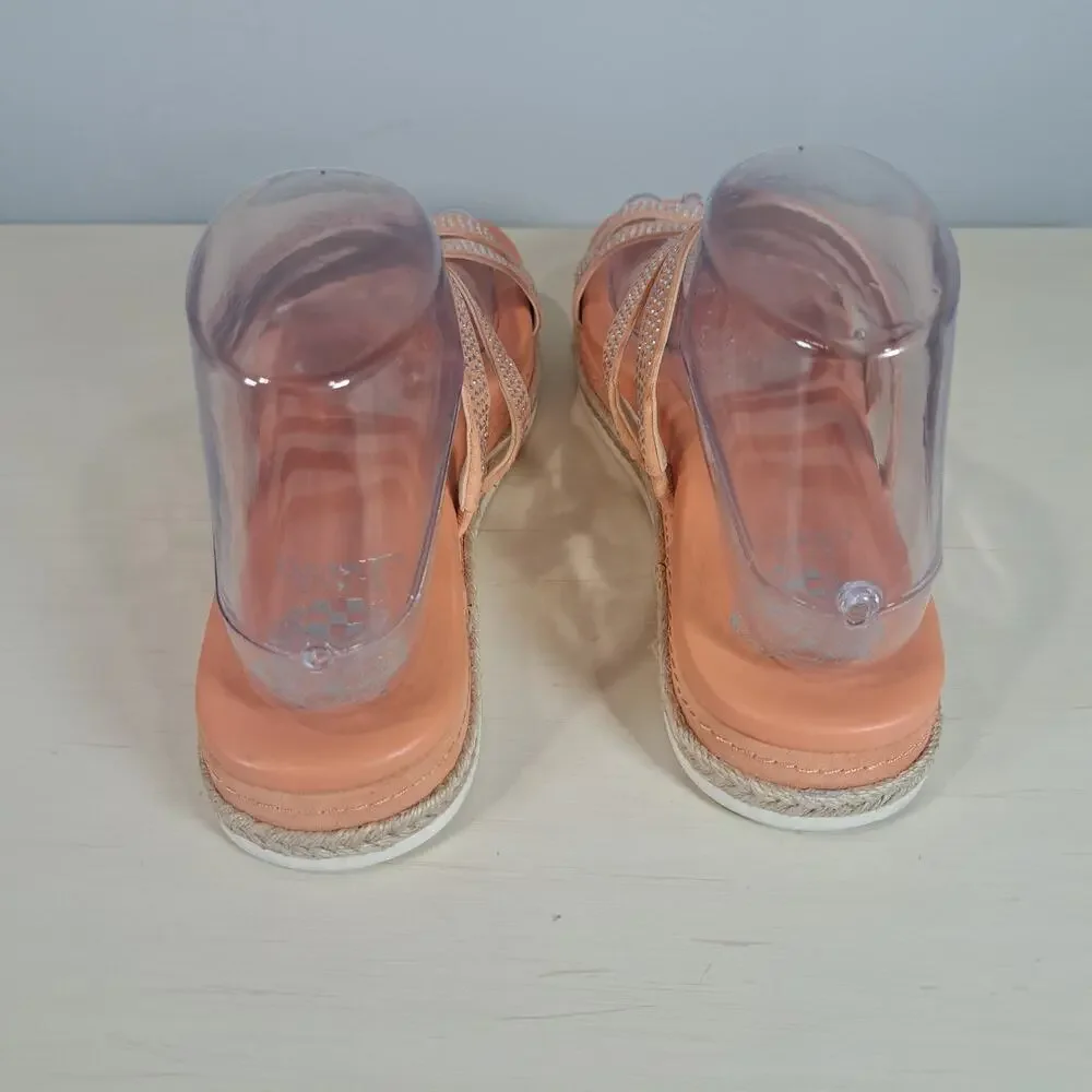 Vince Camuto vince camuto
