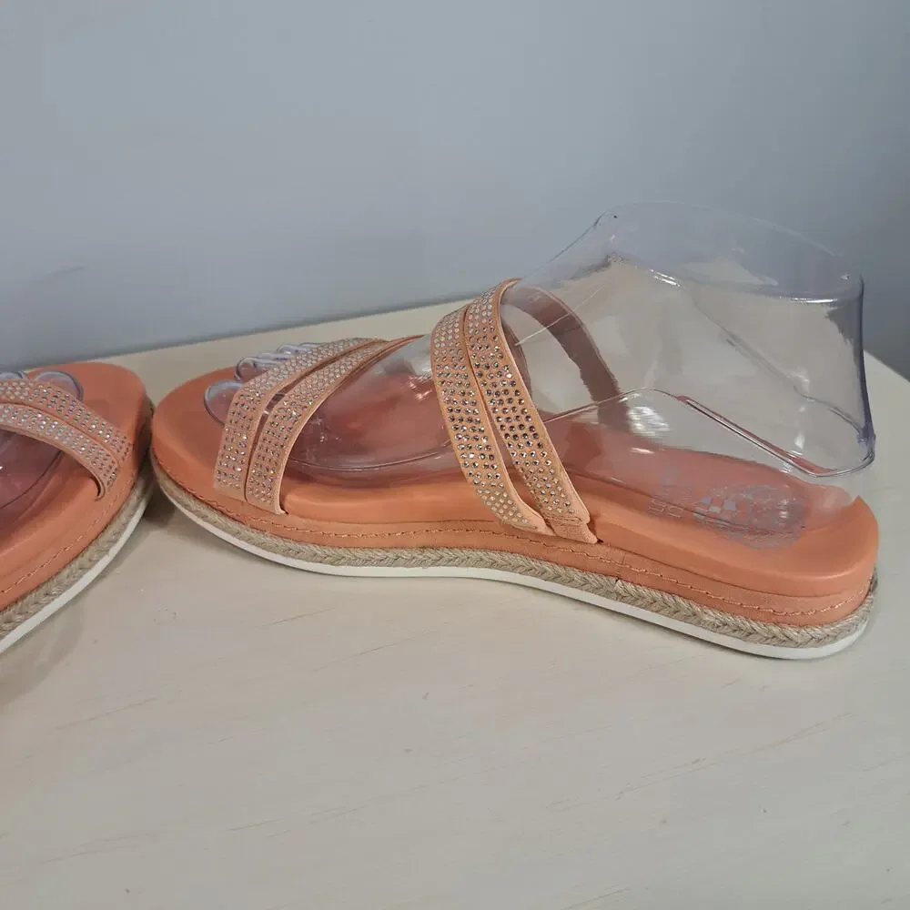 Vince Camuto vince camuto