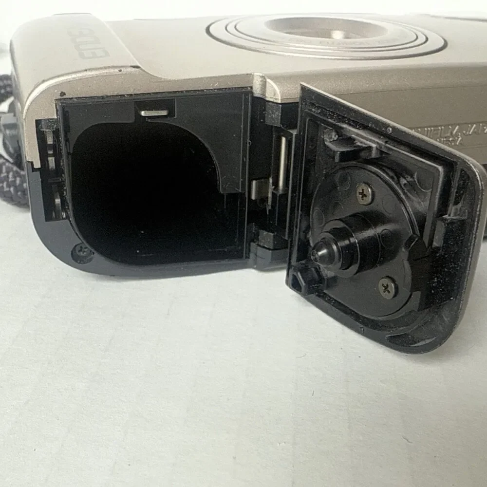 FUJIFILM Endeavor 250ix ZOOM 25-55mm Film Camera with case Not tested