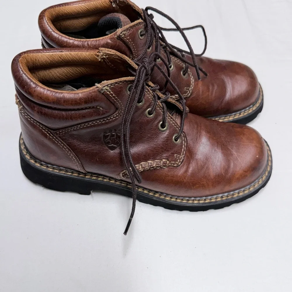 Aria stylish brown