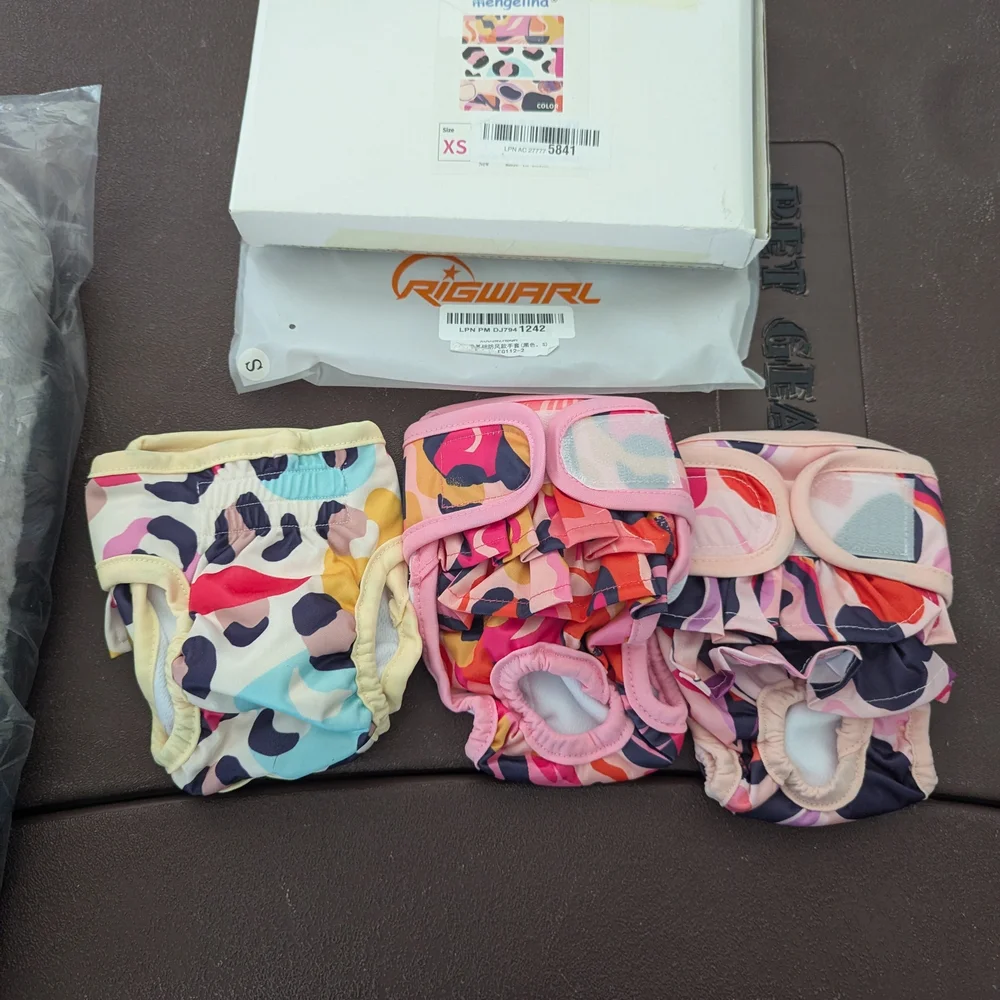 Colorful Dog Diapers Set