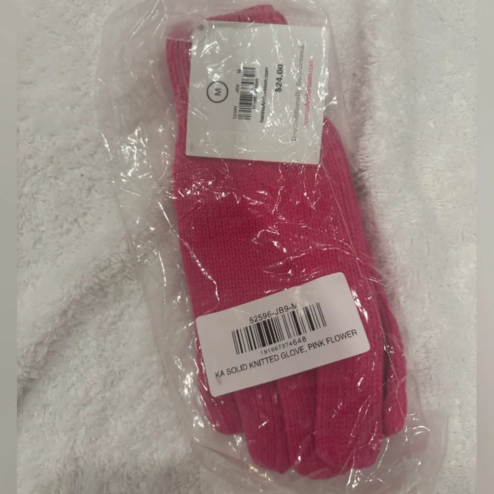 Hanna Anderrson Pink Knitted Gloves - never worn