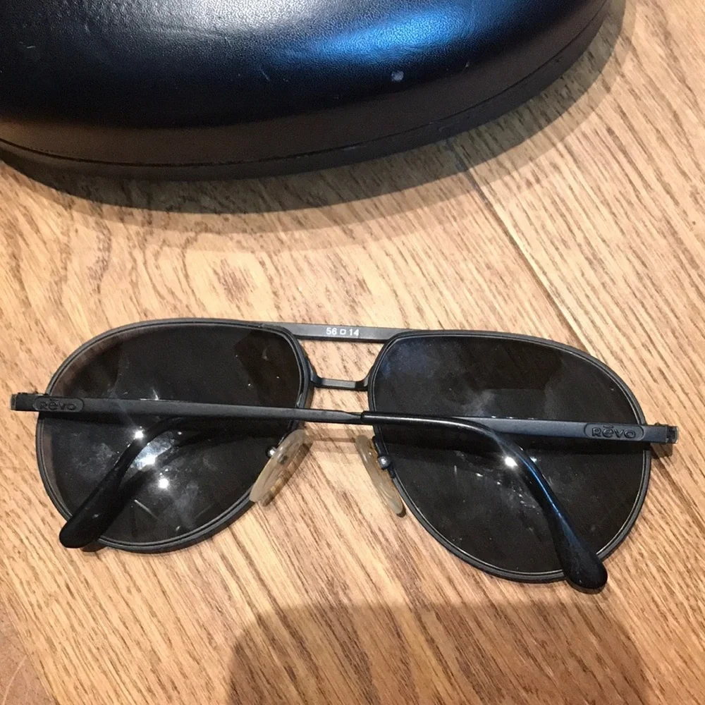 Revo aviator style