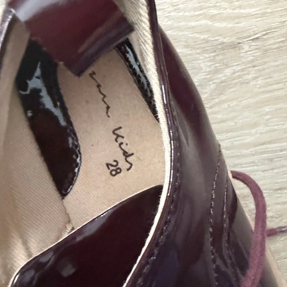 Zara stylish burgundy