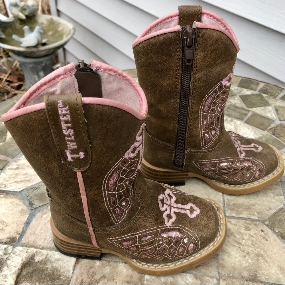 M & F Western brand western