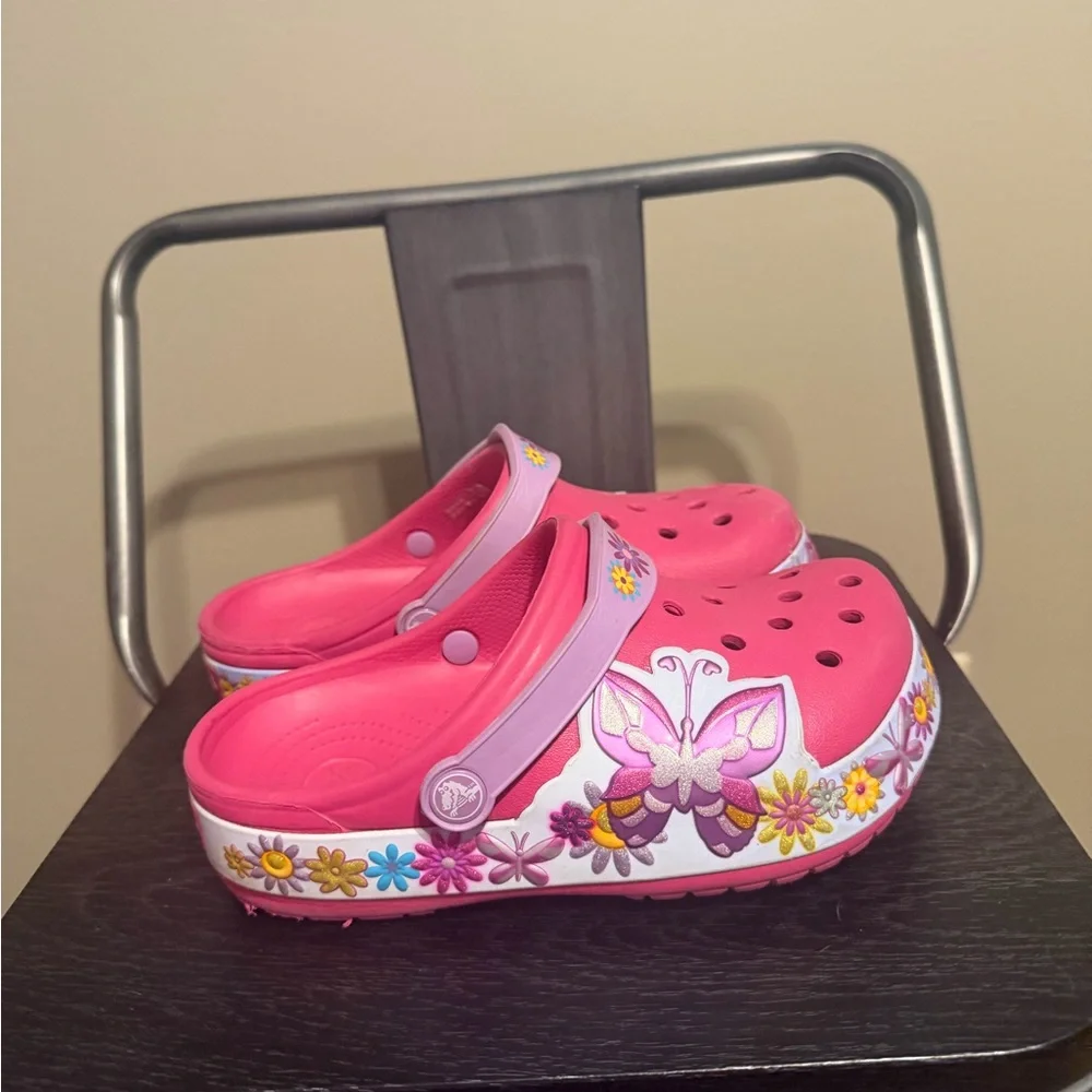 CROCS vibrant pink