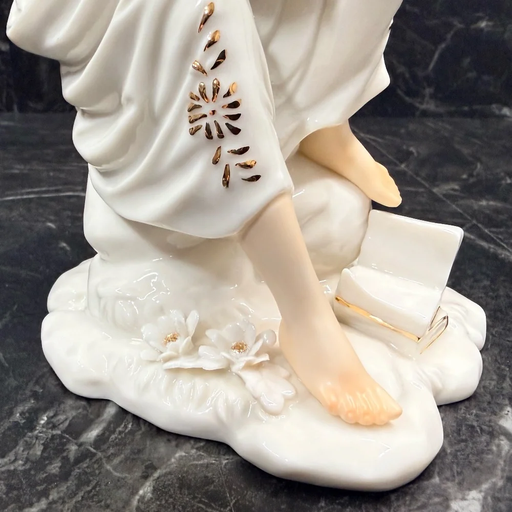 N/A angel cherub