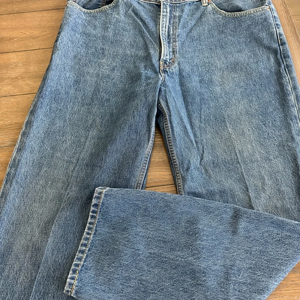 Levi’s 550 size‎ 42x32