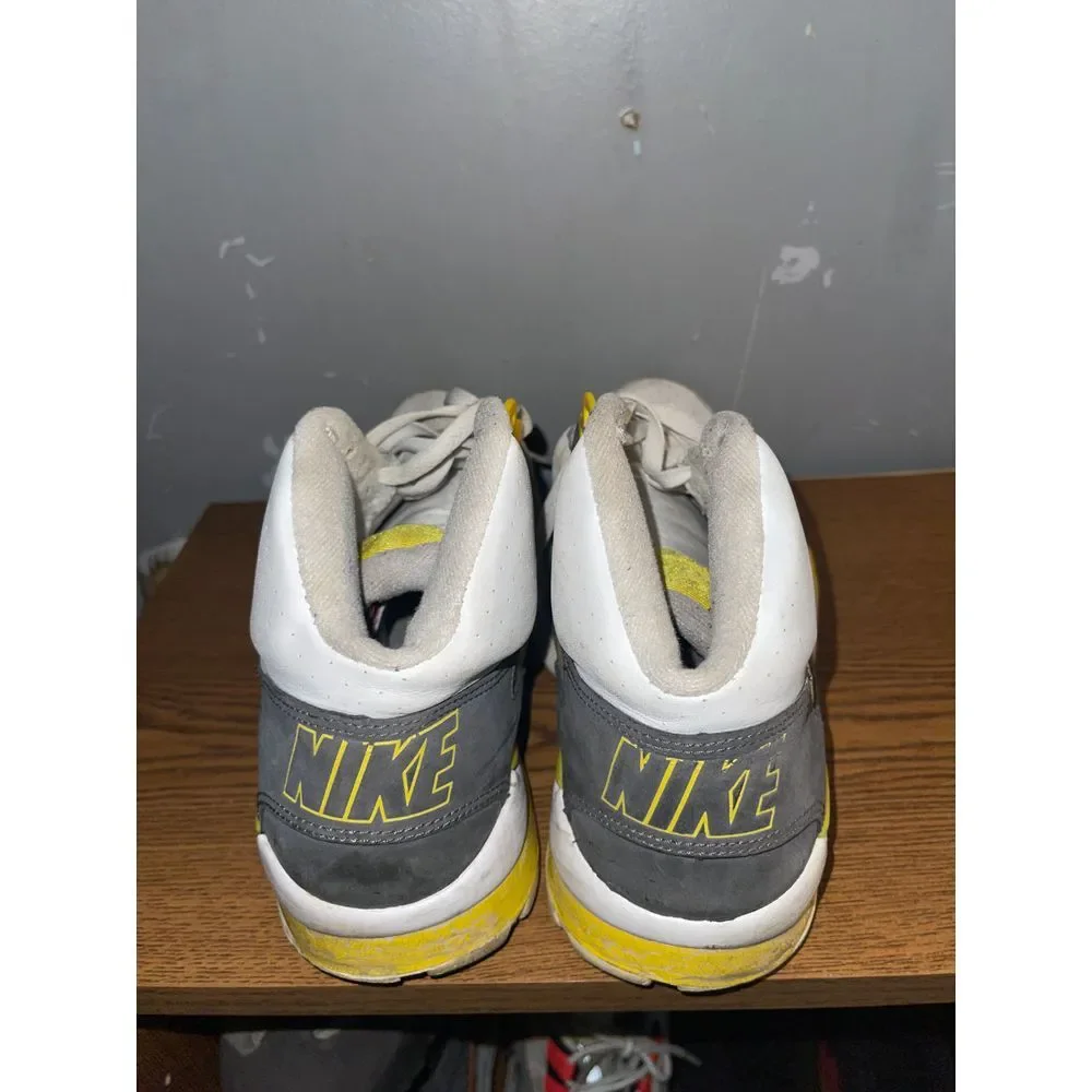 Nike air trainer