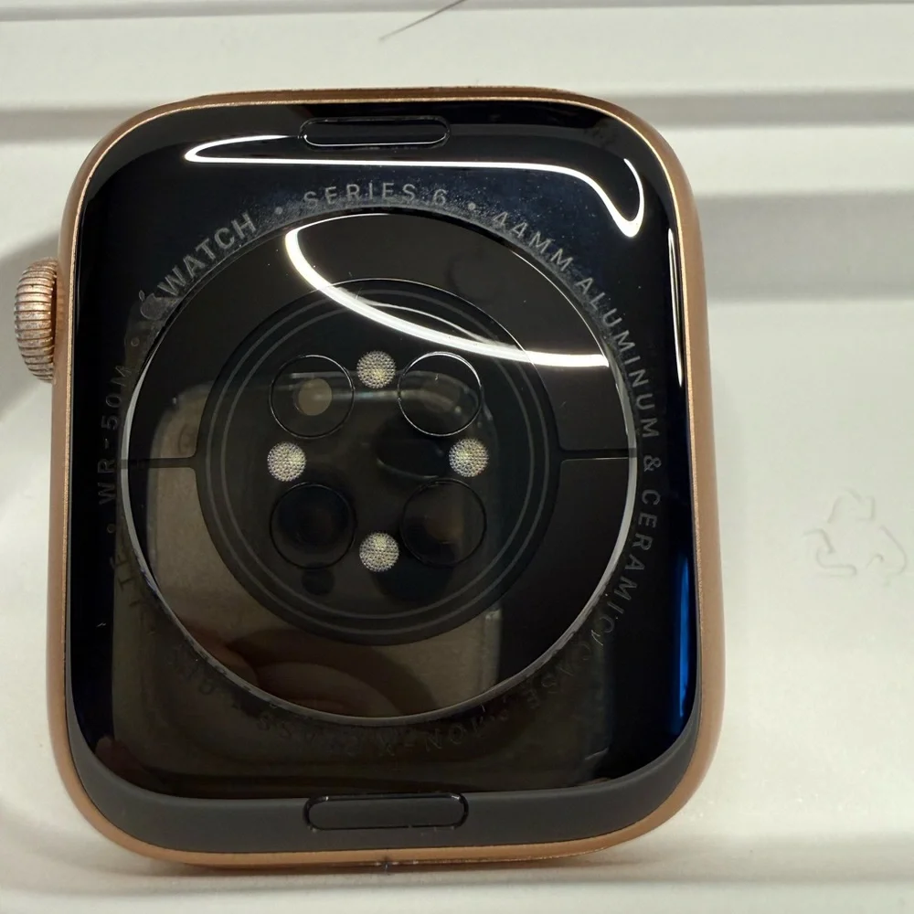 Apple discover elegant