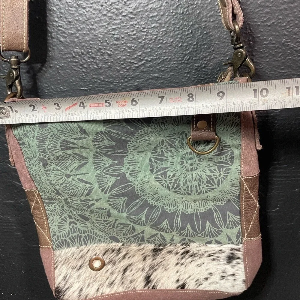 Myra Bag carry your