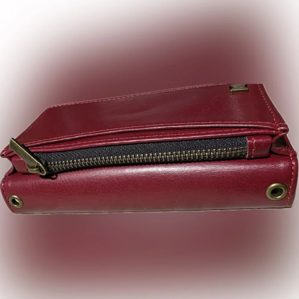 Megshi wallet style