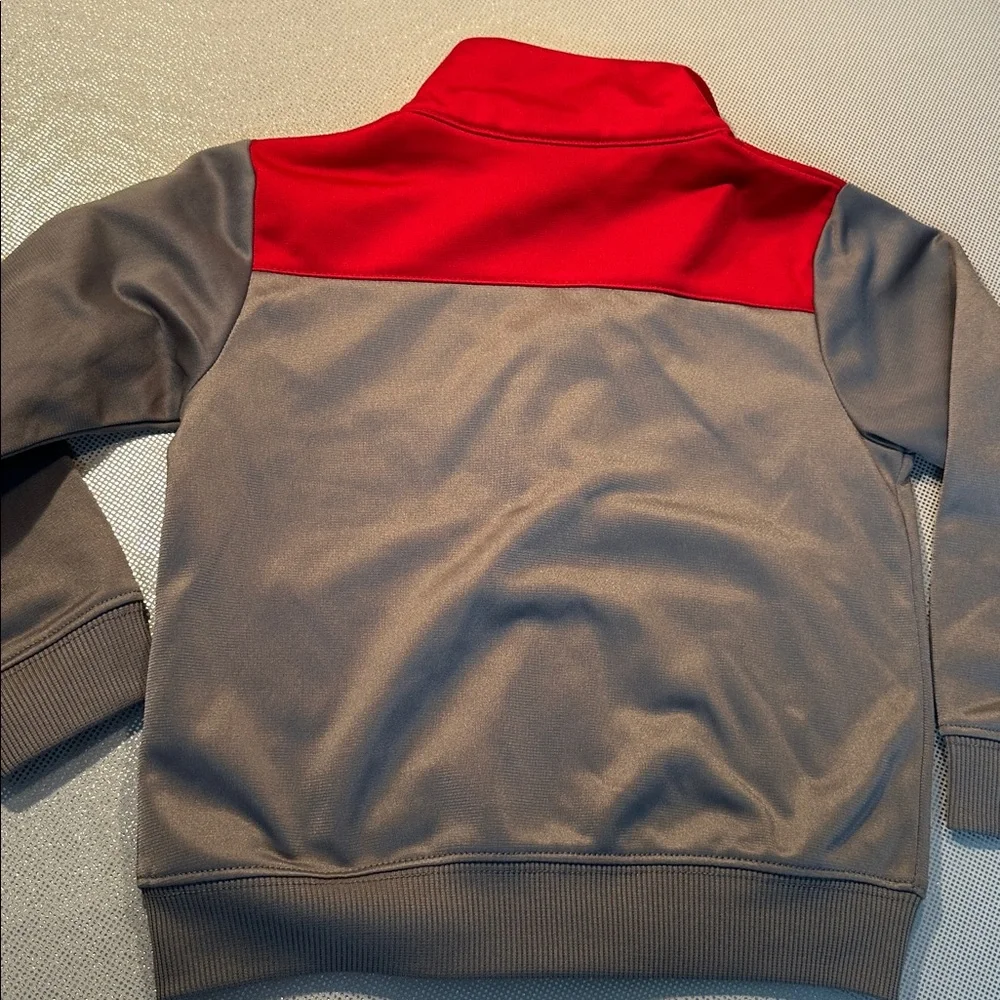 Nike jacket bold