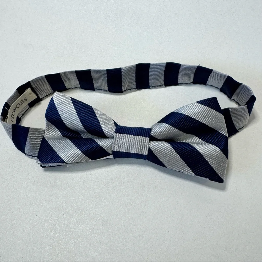 Crewcuts boys adjustable bow tie in striped blue and silver 100% silk