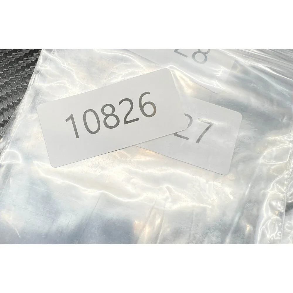 Naturally Rimless measurements lens