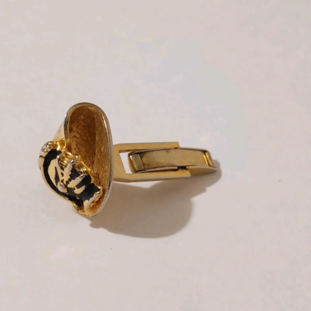 N/A vtg roman