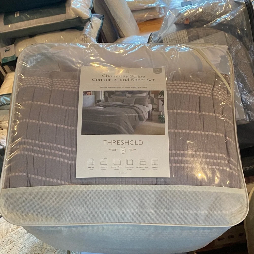 NWT one day sale! Threshold Chambray Stripe Comforter Set - Gray.