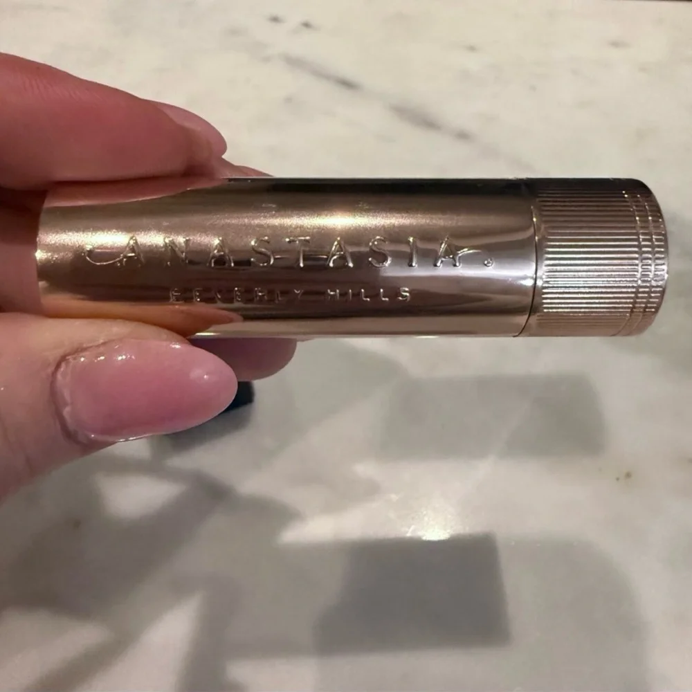 Anastasia new beverly