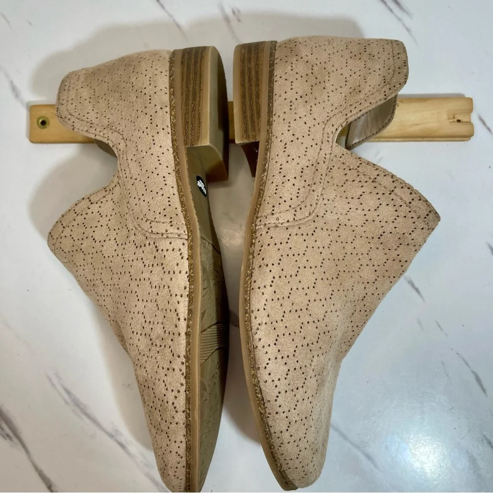 Dr. Scholls barely used