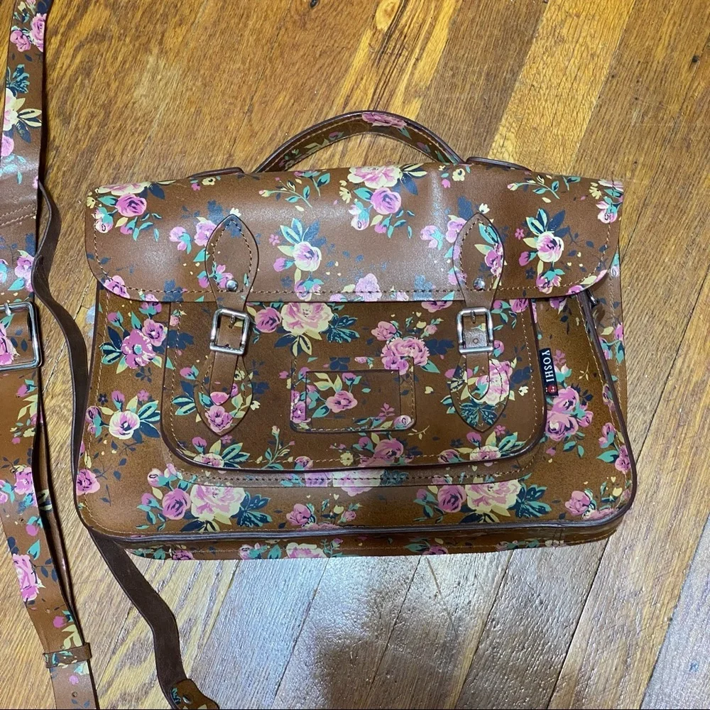 yoshi 14”wide 10”