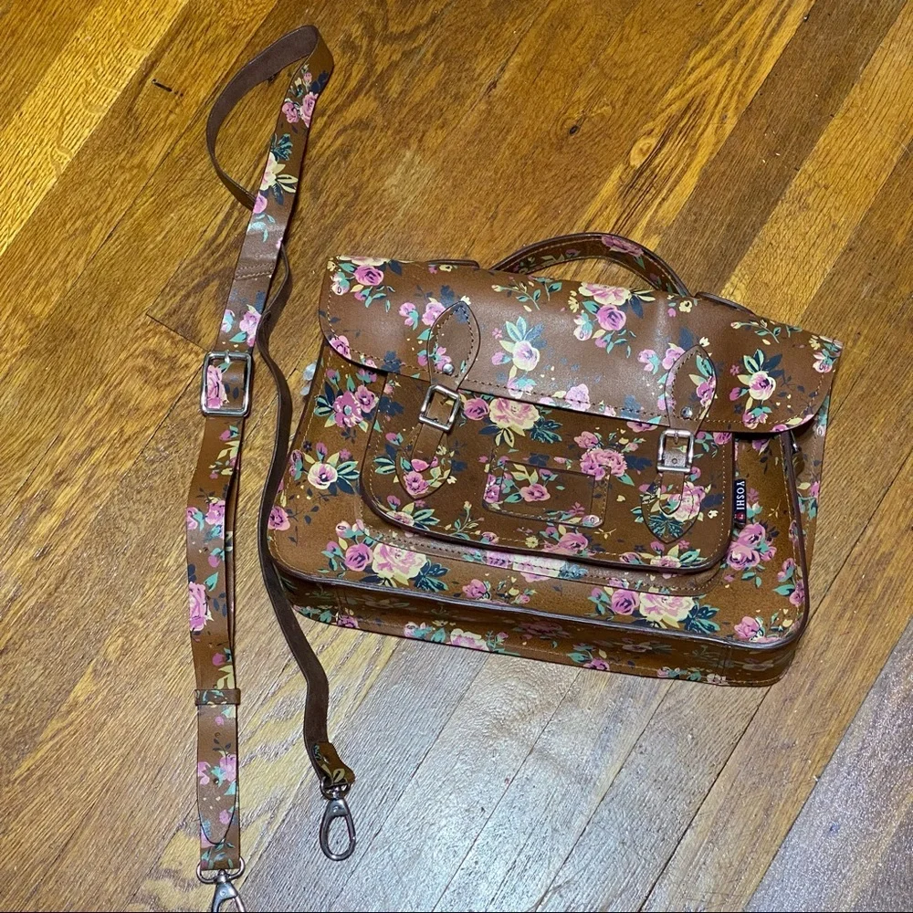 yoshi 14”wide 10”