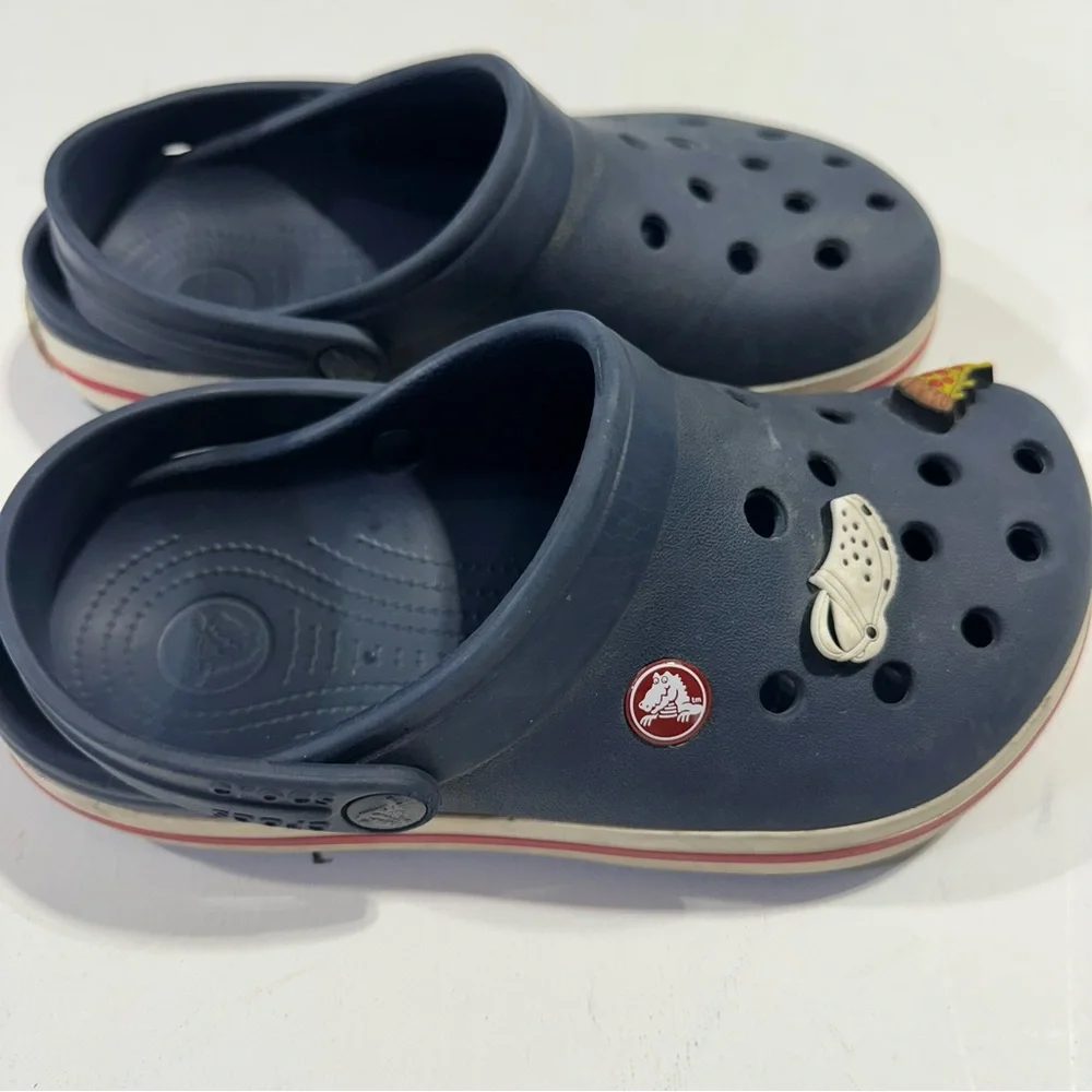 CROCS comfortable navy